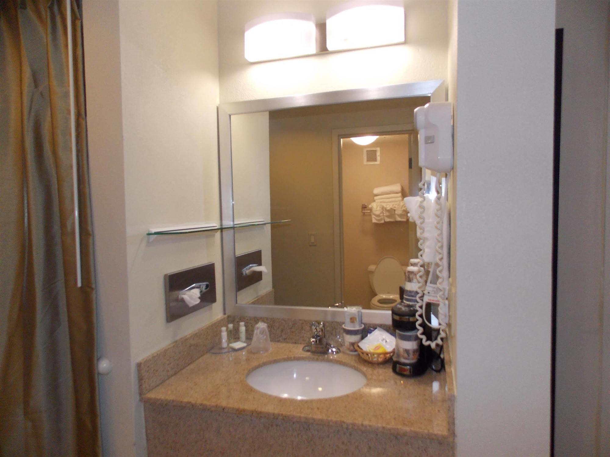 Best Western Springfield West Inn Вэст спрингфильд Экстерьер фото